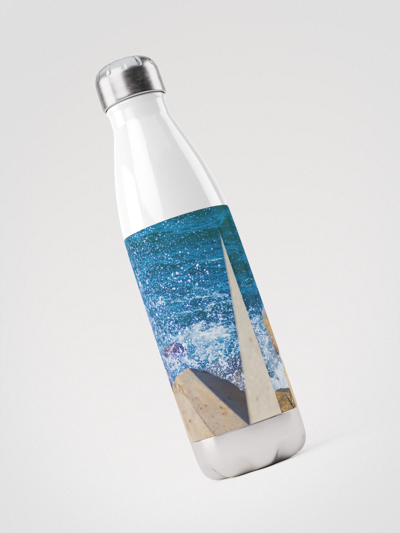 Crashing Waves Beach Wine Set Comes With Insulated Bottle and