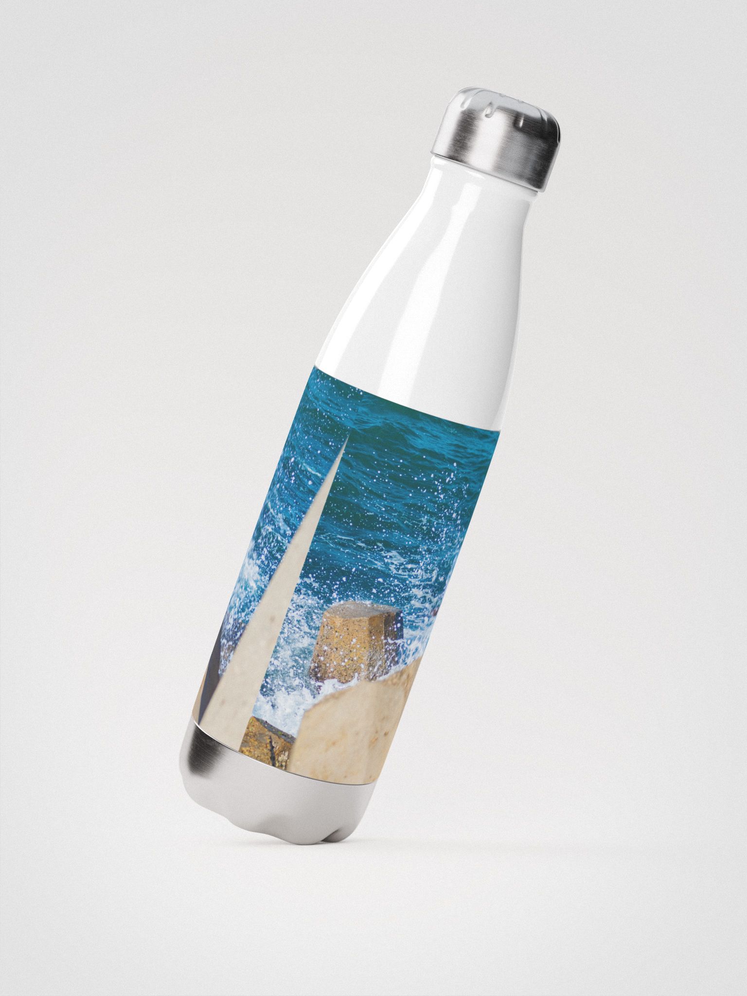 Crashing Waves Beach Wine Set Comes With Insulated Bottle and