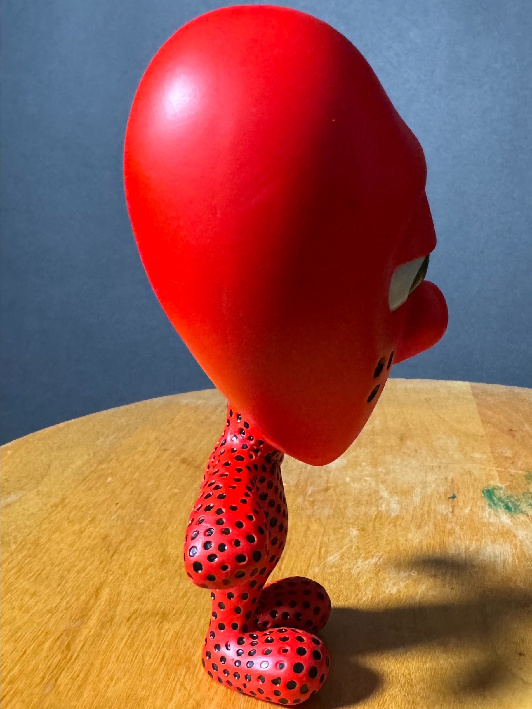 HEARTBREAK0 (Sculpture) | Art Of Heartbreak Show
