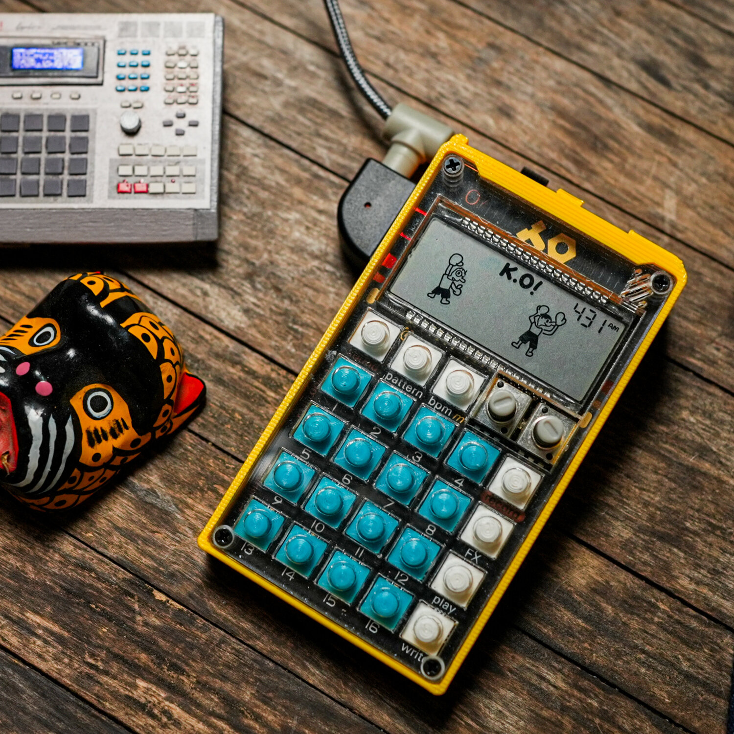 Free PO-33 Drums Pocket Operator Knock Out // Sample Pack